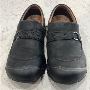 Women’s  Black Slip-On Shoes